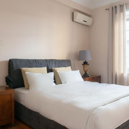 Hadrians Den In Heart Of Plaka By Jj Hospitality Apartment Athena Bagian luar foto